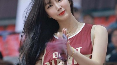 팬미팅에서 탱고 선보인 안지현 치어리더