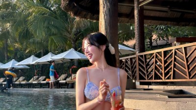 박근나 비키니