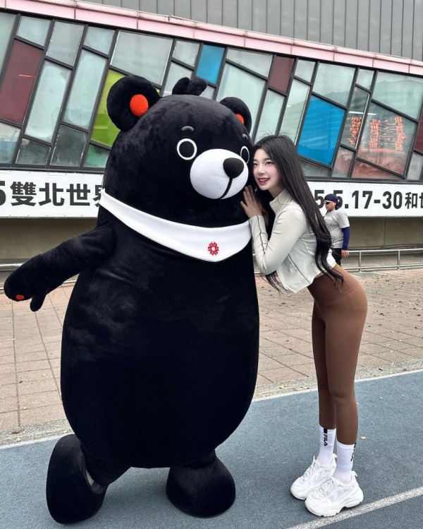 1090285843_XkIW9qSU_1742175087.jpg