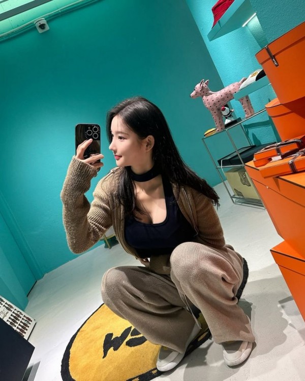 1090285918_RBJ9ezYn_1742954496.jpg