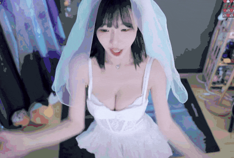 수련수련 란제리 웨딩드레스 천장캠 가슴골