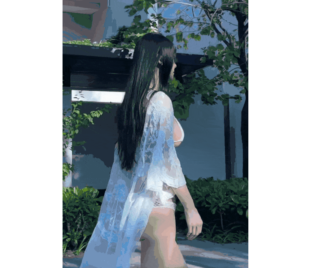 코스어 마이부 비키니 옆가슴