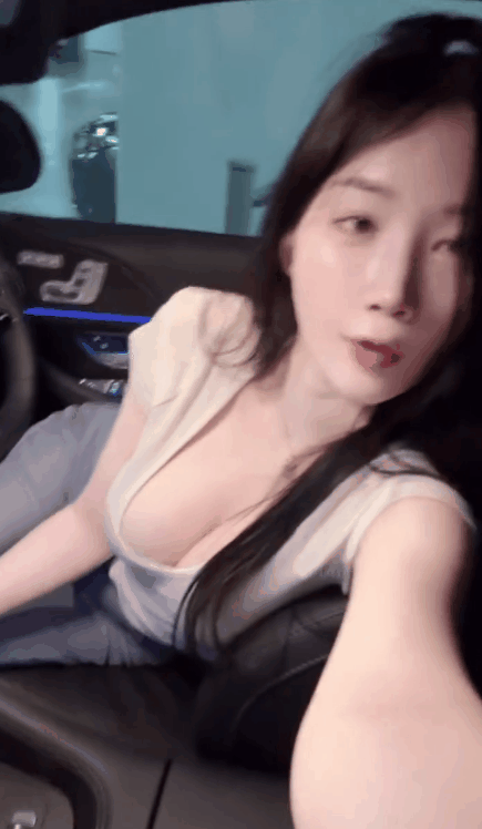 서울아스나 Seoulasuna(asuna) 뽀얀 피부 묵직 가슴골