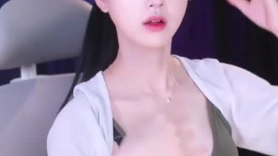 머리 빗는 문월