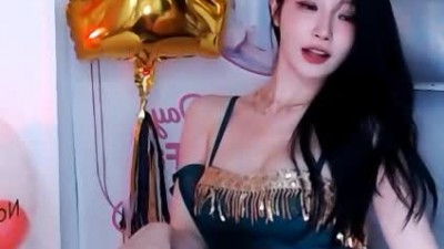 방송 10주년 세경 발군의 허벅지 자랑