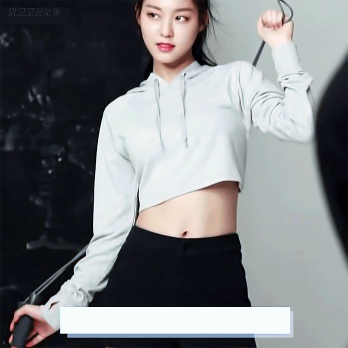 설현 글렘디 화보촬영중