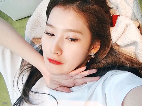 눕방사나
