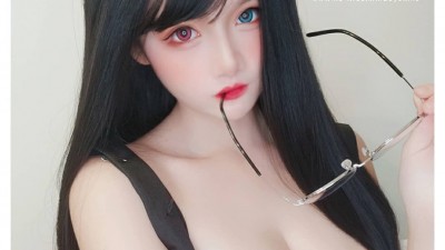 중국컬러렌즈녀