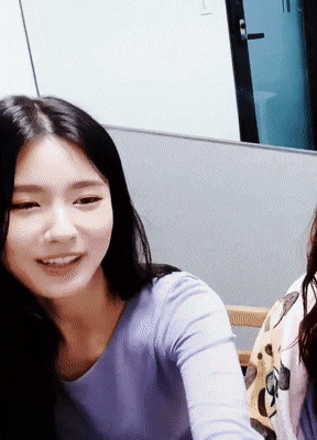 거울에비친기립근미연